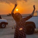 Sija Rose Instagram – This one tags to one of my memorable trips.

The sunset hangs on a cloud
Leaving ripples of light
I stand in awe 
Watching you paint the sky 
As you say goodbye!

.
📷 @itzme_adhil_official 
Thank you @dune_troopers  for a wonderful desert adventure Sealine, Qatar