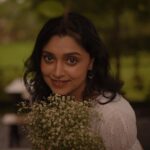 Sija Rose Instagram - Piece of my heart ❤️ . Thank you for making it happen . Photograhy @parvathy.prasad_ Styling : @amritha_lakshmi___ @styledby_al_ Mua : @sreegeshvasan_makeupartist @bridalmakeup_by_sreegeshvasan Costume : @oura_designer_boutique Venue @poemsthecafe