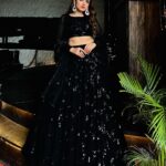 Simi Chahal Instagram - Okay. I need to start exercising regularly again 🧐 Lehnga : @aliwarofficial Jewelry : @theurbanglitter HMU : @damsel_makeupcrew Photography : @kunwararorax