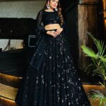 Simi Chahal Instagram - Okay. I need to start exercising regularly again 🧐 Lehnga : @aliwarofficial Jewelry : @theurbanglitter HMU : @damsel_makeupcrew Photography : @kunwararorax