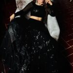 Simi Chahal Instagram - …and it begins 👽 Jewelry : @theurbanglitter Lehnga : @aliwarofficial HMU : @damsel_makeupcrew Photography : @kunwararorax