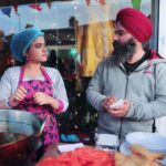 Simi Chahal Instagram - the sweetesttttt and the calmest human on the sets @janjotsingh 💛 May we always keep on working, learning and growing together 🤗 #MostHardworkingDirectorSaab #BlessedWithTheBestTeam🙏🏼 LOCATION : Golak, Bugni, Bank te Batua 2