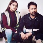 Simi Chahal Instagram - Savy te Jinder 😁💪🏼 5 Days to Gooooo 😍 CHAL MERA PUTT 2 💪🏼 Online Booking is now OPEN Worldwide 😃😃😃 27th AUGUST 2021- See you all on Friday☺️ Kar layiyan ji tusin apniya tickets book ?? #amrindergill #simichahal #chalmeraputt2 #27thaug2021