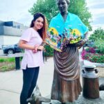 Simi Chahal Instagram - Kisaan Majdoor Ekta Zindabaad ✊🏼 Everywhere, Anywhere, Anyday, All Day and Forever 💪🏼 #FarmersProtest #KisanMajdoorEktaZindabad 💪🏼 #TakeBackFarmerLaws #iStandWithFarmers🙏🏼 Cochrane, Alberta