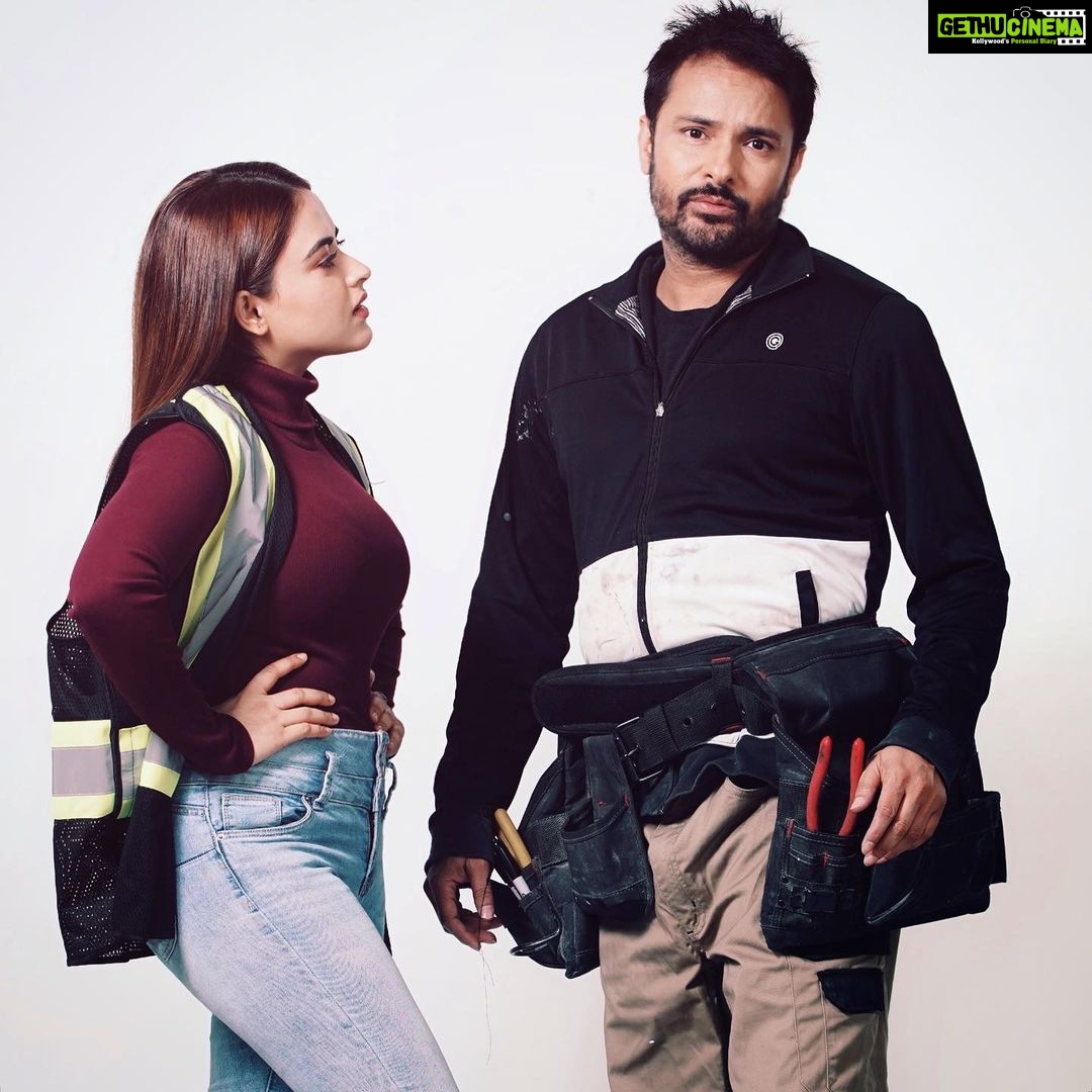Simi Chahal Instagram Savy te Jinder 5 Days to Gooooo