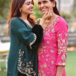 Simi Chahal Instagram – 💘