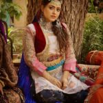 Simi Chahal Instagram - Noor ✨ te ohdiyan sakhiyan 💕 #mastaney releasing TOMORROW 😍