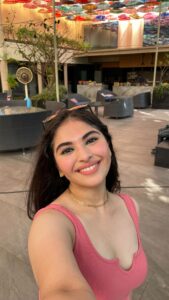 Simran Natekar Instagram - Kinni Soni?