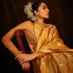 Sobhita Dhulipala Instagram - Best actor award last night. For Tara, for Kaveri. Complicated women with fire under their feet. Maternal, ambitious and vulnerable at the same time. A big shout out to @disneyplushotstar and @primevideoin for backing stories with women like these at the centre! My salute to the film makers of Made in heaven and The night manager for creating magnetic, full bodied women whose grief dances too! ❤️ Thank you @zoieakhtar @reemakagti1 @nityamehra19 @alankrita601 @neeraj.ghaywan for Tara Khanna. Thank you @sandeipm @picsofpinks for Kaveri Dixit. What a wonderful year it has been! 🤍 @ottplayapp @hindustantimes #OTTPlayAwards