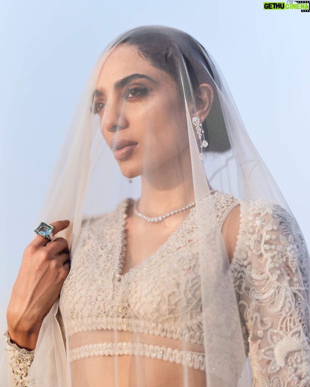 Sobhita Dhulipala Instagram - Couture paradise ❤️🔥 @suffuse_international #Ad