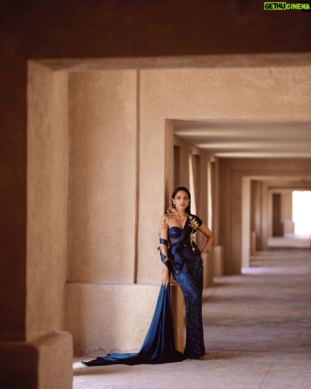 Sobhita Dhulipala Instagram - Couture paradise ❤️🔥 @suffuse_international #Ad