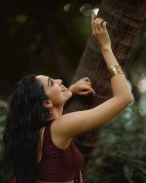 Sobhita Dhulipala Instagram - 🌴🪷🤍