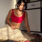 Sofia Ansari Instagram - In which colour you like me most #red OR #black ?