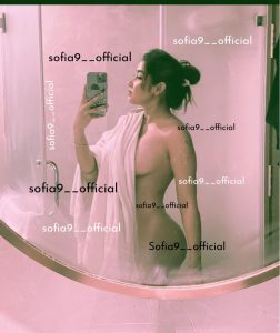 Sofia Ansari Instagram - You’re not define by a Instagram post,story or video… A-lot about you they don’t know … #instagood #sofiaansari #instagram #sensation #sofinators India
