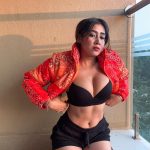 Sofia Ansari Instagram – GOLDEN HOURS ✨ #fitnessmodel #fitness #sofiaansari