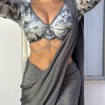 Sofia Ansari Instagram – Backless 

#instagram #instagood #sofia #sofiaansari #saree