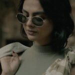 Solanki Roy Instagram - Autumn Weather 😏🍂 #bts Photography @sarkardebarshi19 Video @skylab_akashdeep Outfit & styling @suchanda_banerjee Makeup @suro.make_up_artist photography assistant Ujjaini Ghosh Kolkata - The City of Joy