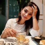 Solanki Roy Instagram - Still wondering...