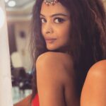 Solanki Roy Instagram - A little bit of vanity is always that tease, but never the film! 📸 @sandip3432