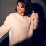 Solanki Roy Instagram - Cinderella Mon... 🌸 Captured by @imsayandey Makeup and Hair by @sahababusona