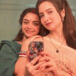 Solanki Roy Instagram - শুভ জন্মদিন দি❤️ মিস করি রোজ🥺 রোজ গিয়েই জড়িয়ে ধরা থেকে শুরু করে নিজেদের অজান্তেই এক কথা ভাবা বা বলা,মুশকিল আসান হতে তোকে আর বোনকে সারা জীবন পাশে চাই!!!! ভালোবাসি অনেকটা ❤️❤️❤️ ভালোথাক আর এই ভাবেই সবাইকে ভালোরাখ।