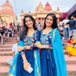 Somalin Parida Instagram – ❤️🌸
👗 @chuda_lover1 
.
.
.
.
.
#twinsofinstagram #sisterlove #twins #twinning #instagood #instadaily #instafashion #ethnicwear #indianethnicwear #indowestern #styleblogger Dakshineswar Kali Temple
