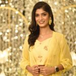 Somalin Parida Instagram - 🌼 Kolkata