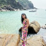Somalin Parida Instagram - Much needed Sea time 🕰️🌊 Butterfly Beach, South Goa