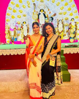 Somalin Parida Instagram - ଦୁର୍ଗାପୂଜା ର ଅଭିନନ୍ଦନ 🙏