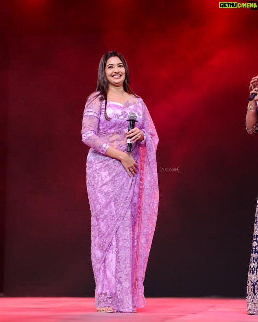 Sonal Monteiro Instagram - Snaps from the Garadi trailer launch ♥️ Wearing @arulaa_by_rashmianooprao ♥️ Clicked by @_akash_photo_graphy_ 😇 #garadi #garaditrailerlaunch #dboss #sonalmonteiro #yashassurya #rannebennur #dbossfans Ranebennur, India