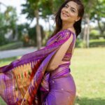Sonalee Kulkarni Instagram – Being वैरी मच इण्डियन in #dubai 🥻 

#Sari @verymuchindian.official 
#Photographer @yashkaklotar 
#sonaleekulkarni #marathimulgi 
#sari #sareelove #saree #indian Dubai, United Arab Emirates
