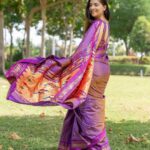 Sonalee Kulkarni Instagram – Being वैरी मच इण्डियन in #dubai 🥻 

#Sari @verymuchindian.official 
#Photographer @yashkaklotar 
#sonaleekulkarni #marathimulgi 
#sari #sareelove #saree #indian Dubai, United Arab Emirates