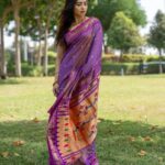 Sonalee Kulkarni Instagram – Being वैरी मच इण्डियन in #dubai 🥻 

#Sari @verymuchindian.official 
#Photographer @yashkaklotar 
#sonaleekulkarni #marathimulgi 
#sari #sareelove #saree #indian Dubai, United Arab Emirates