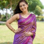 Sonalee Kulkarni Instagram – Being वेरी मच इण्डियन in #dubai 🥻 

Sari @verymuchindian.official 
Photographer @yashkaklotar 

#sonaleekulkarni #marathimulgi Dubai, United Arab Emirates