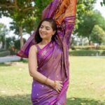 Sonalee Kulkarni Instagram – Being वेरी मच इण्डियन in #dubai 🥻 

Sari @verymuchindian.official 
Photographer @yashkaklotar 

#sonaleekulkarni #marathimulgi Dubai, United Arab Emirates