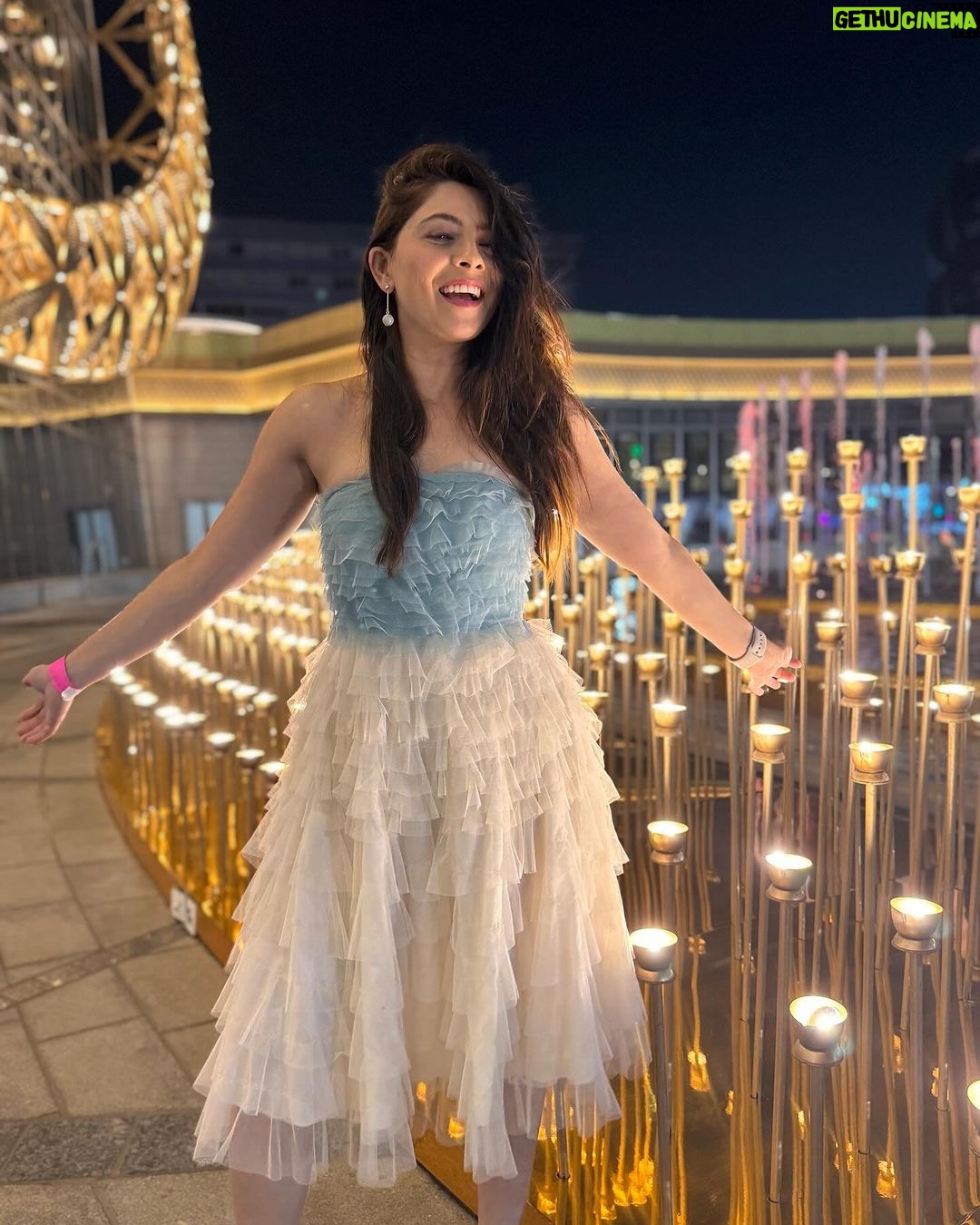 Sonalee Kulkarni Instagram - I have a dream, a song to sing To help me cope with anything If you see the wonder of a fairy tale You can take the future even if you fail I believe in angels Something good in everything I see I believe in angels When I know the time is right for me I'll cross the stream - I have a dream Thank you @nmacc.india for the experience #mammamiaatnmacc #mammamia #musical #premiere #sonaleekulkarni #marathimulgi Nita Mukesh Ambani Cultural Centre