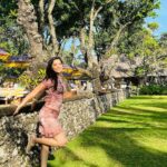 Sonalee Kulkarni Instagram – 🍂 Bali में बाली मैं 🍂

Outfit @aciddresses 
Styled @sshorewala @acidfashionhouse 
#sonaleekulkarni #marathimulgi #traveller 
#indonesia #bali #seminyak #beachresort 
#portrait #portraitphotography #instagood The Oberoi Beach Resort, Bali