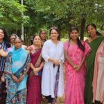 Sonalika Joshi Instagram - Trees are the Root of our Existence 🌴🌳🍀☘️🪴🌱🌿🎋.माननीय आमदार श्री अतुल भातखलकर आणि नगरसेविका श्रीमती सुरेखा पाटील हयांच्या उपस्थितीत.I m so grateful to them to invite me for such great cause 🙏🏻🤗🙏🏻.Spread awareness.#plants #tree #trees #plantation #awareness #savetheplanet .