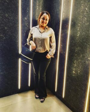 Sonalika Joshi Instagram - Good food ,Good mood 😃💃at restaurant juhu.#dinner #dinnerideas #goodfood #taste #tastyfood #restaurant