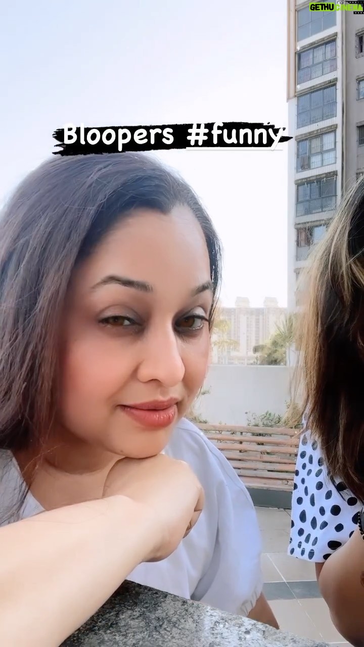 Sonalika Joshi Instagram - Bloopers are not mistakes to worry, its a memory to cherish๐๐๐#funnyreels #feelkaroreelkaro