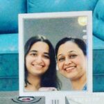 Sonalika Joshi Instagram - Mirror reflection with my reflection ☺️Happy birthday 🎂💕to my dearest princess 🥰🥰🥰🥰🤗🤗🤗.I am always Thankful for this day☺️🙏🏻