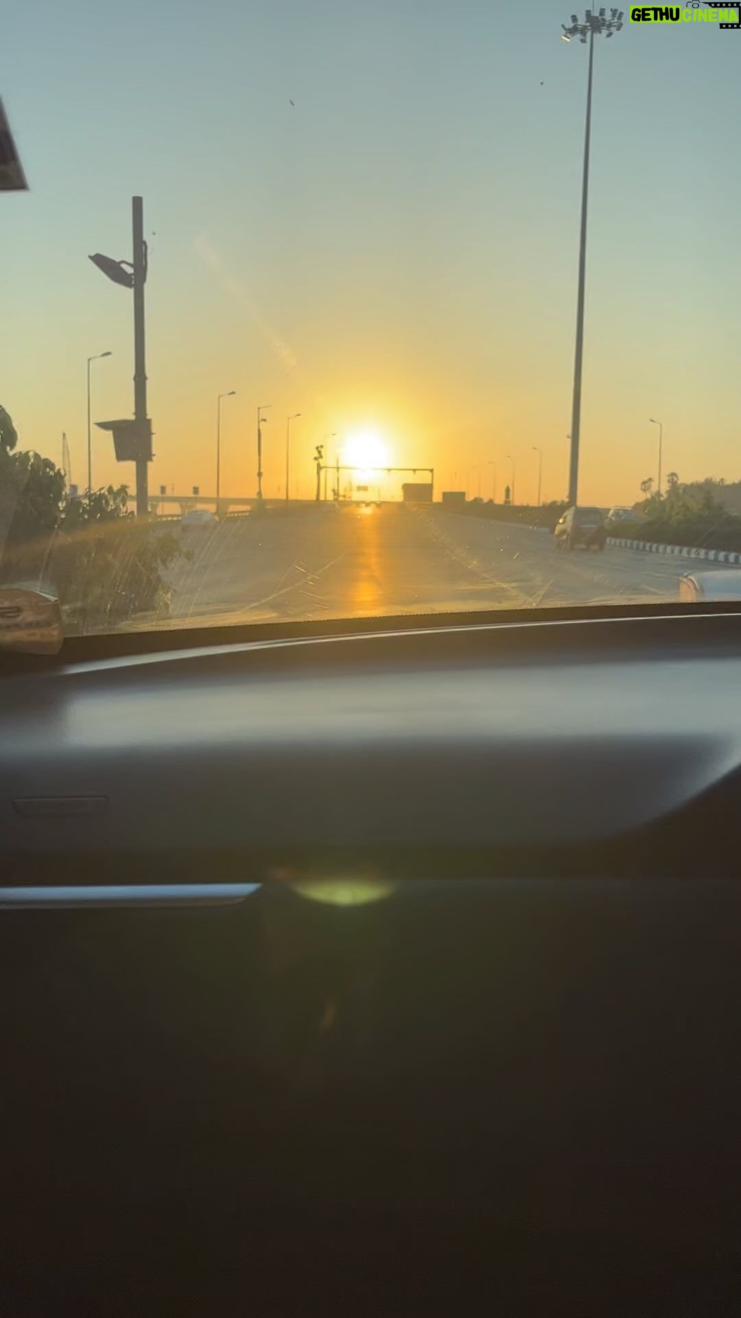 Sonalika Joshi Instagram - Last Evening of 2022 ..Always welcome New but don’t forget to be Grateful for your past🤗🥰💕