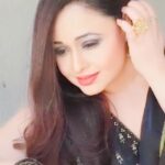 Sonalika Joshi Instagram - Aur kya 🎶🎵Aur kya 🎶🎵Aur kyaaaaa🎶🎵☺️🤗💕