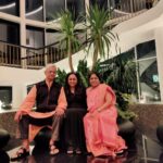 Sonalika Joshi Instagram - Party Time 🎂💃with my lovely people 💕 #goodmorning #instapost #family #familytime #celebration #birthday #birthdaygirl (my sister).#partytime #party