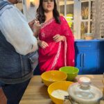 Sonalika Joshi Instagram - Getting ready for!!!???☺️💃. #shooting #workoholic#loveyourwork #advertisement #branding #brands #newlook #sareelove #saree #sareefashion #sareelovers.