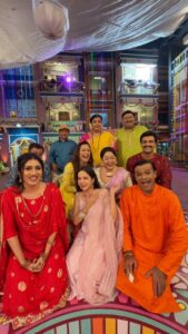 Sonalika Joshi Instagram - Saiyyan Challenge with my Sakhasss..🤣❤️ PS - By keeping ourselves entertained, That’s how we managed so many night shifts back to back, Haha!! 🫣 . . #saiyyan #tmkoc #bts #singingchallenge #trendingreels #reelitfeelit #nightshoot #palaksindhwani