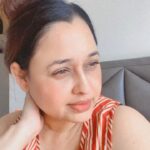 Sonalika Joshi Instagram - या फिर Filter डालती हैं (like me🙈😜😃).Samjhe!!!??? #goodmorning #morningvibes #morning #funny #fun #funvideos #girls #ego #pride #attitude #filters .