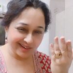 Sonalika Joshi Instagram – Big companies connection 🙈😜🤣.
#mornings #fresh #morningmood #funnyvideos #comedy .