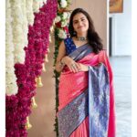 Sonia Singh Instagram - 💕six yards of sheer elegance @gowrisignatures #gowrisilks