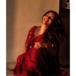 Sonia Singh Instagram - 🕊️🕊️ Shot by : @_surya_teja_9 Costume designer: @elegant_threads_by_salma
